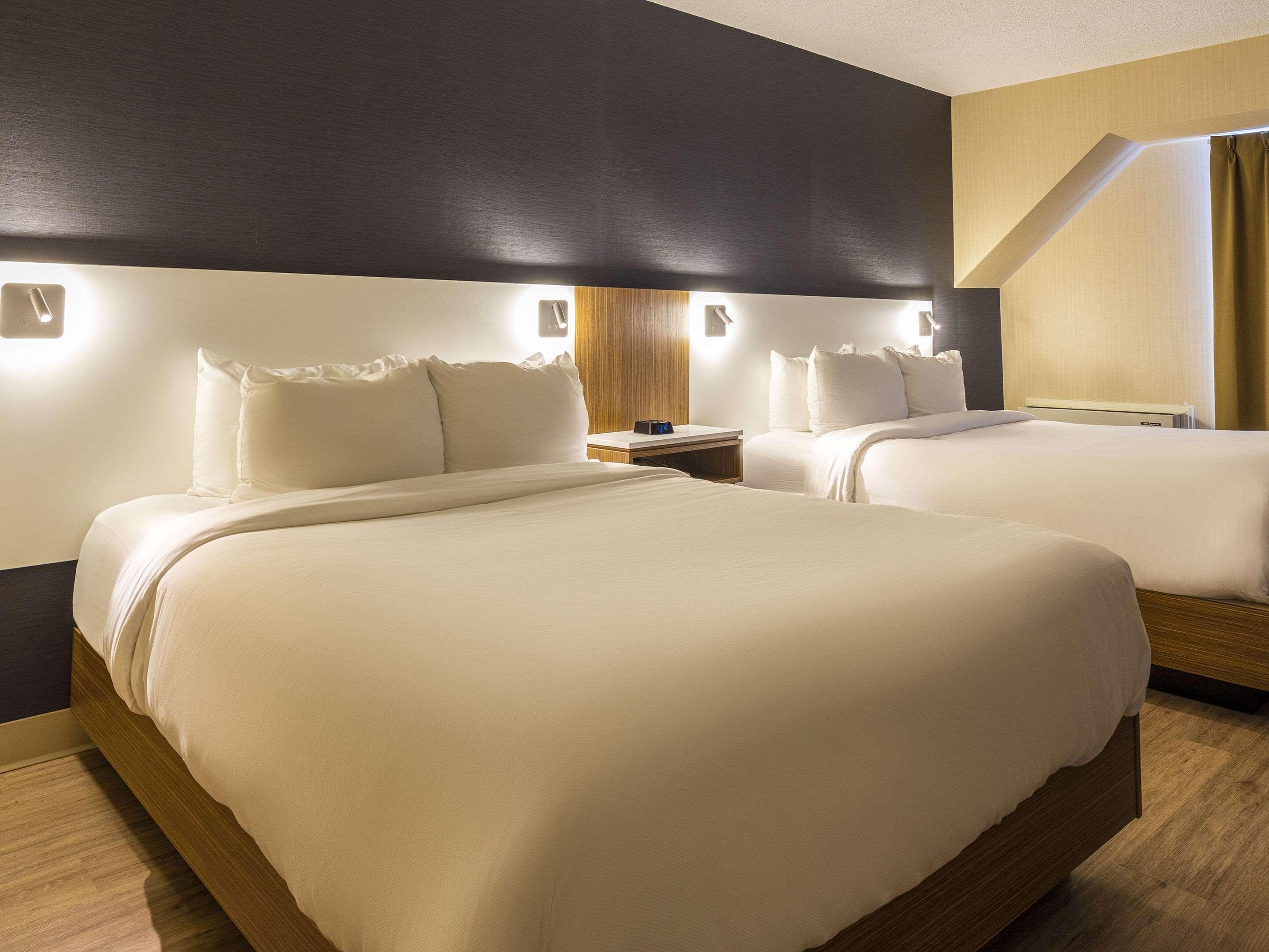 Comfort Inn Rouyn-Noranda Exterior photo